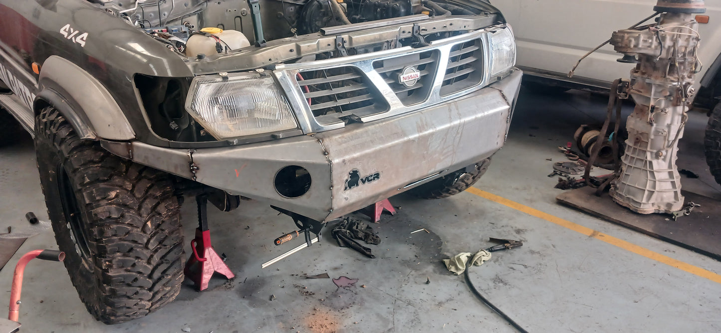 Paragolpes nissan patrol gr y61 delantero
